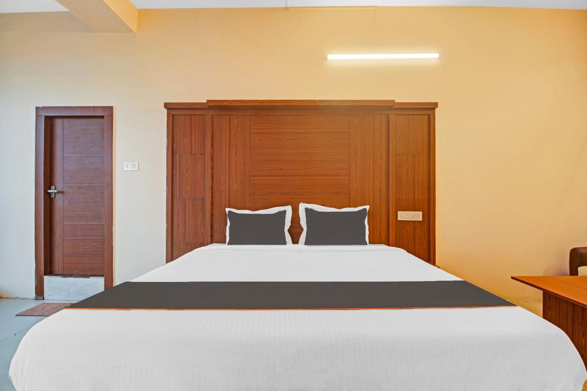 Super Collection O Hotel Aqua Villa Near Netaji Subhash Chandra Bose International Airport Gauripur  Exteriér fotografie